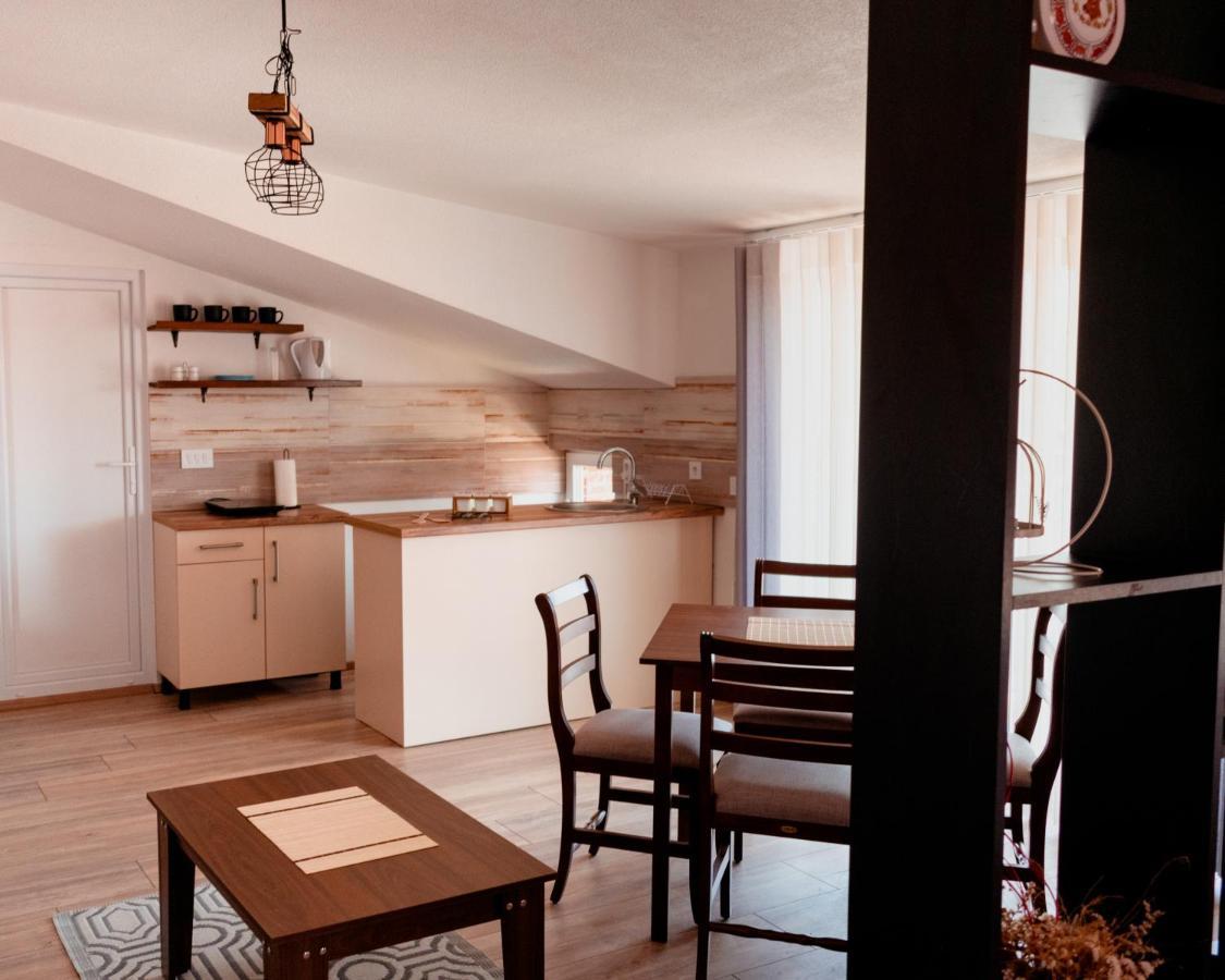 Demetra Apartments Охрид Экстерьер фото
